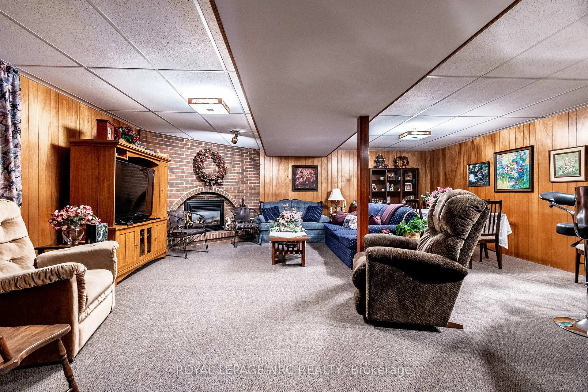 Photo 21 of 17 Old Coach Road, St. Catharines, Lakeshore — HOMEH