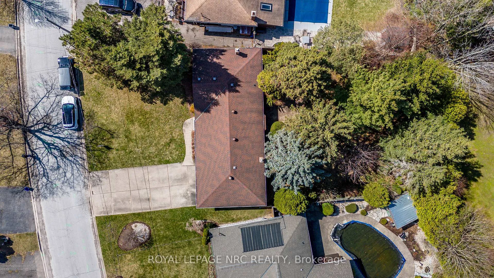 Photo 28 of 17 Old Coach Road, St. Catharines, Lakeshore — HOMEH