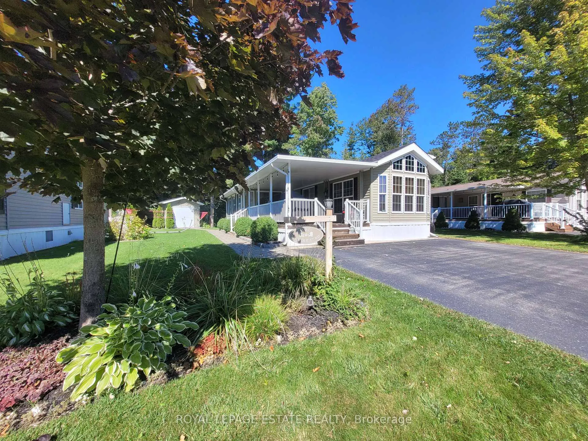 Front of 127 Madawaska Trail