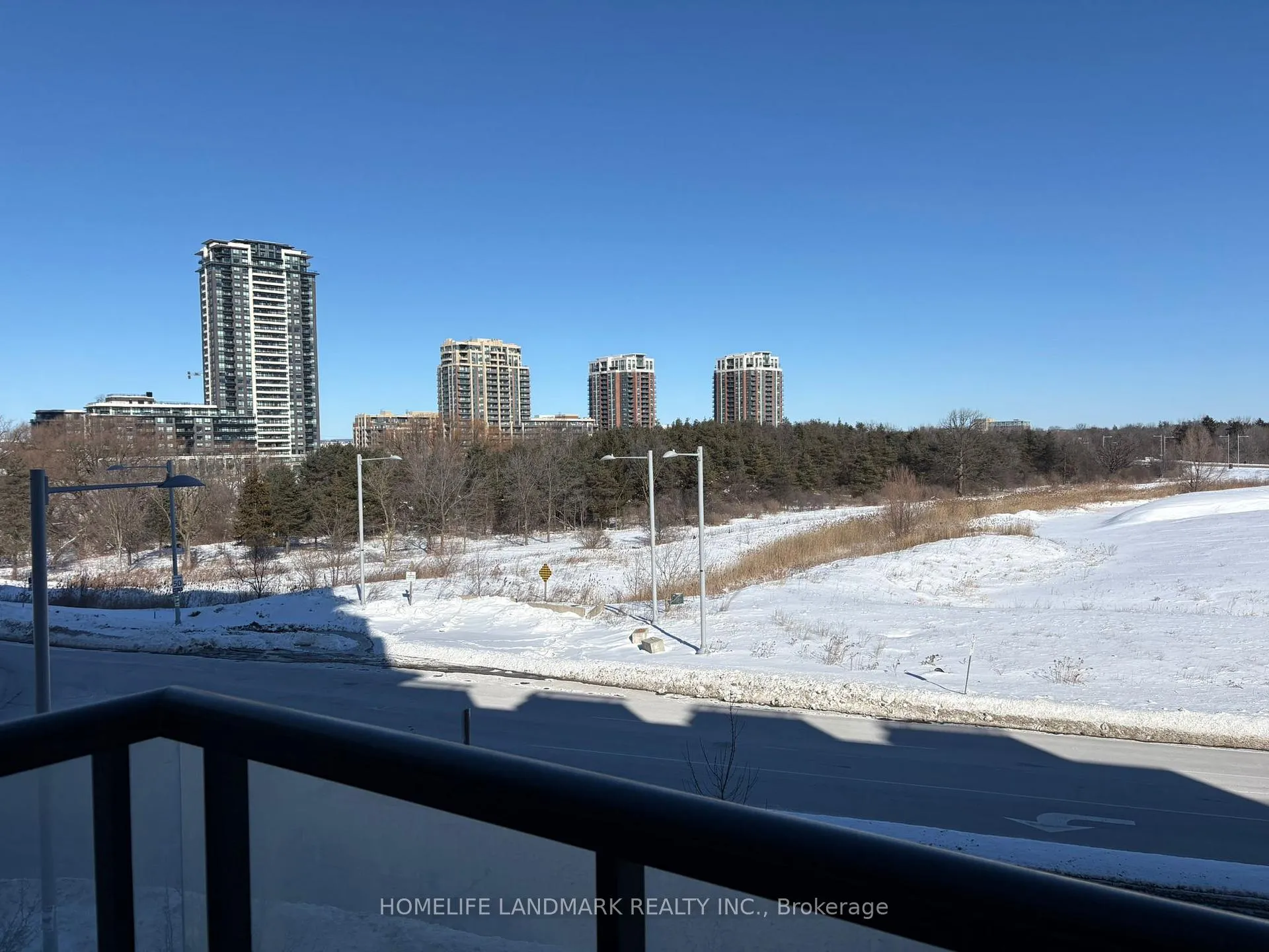 Photo 7 of Unit 309, 151 Upper Duke Crescent, Markham, Unionville — HOMEH