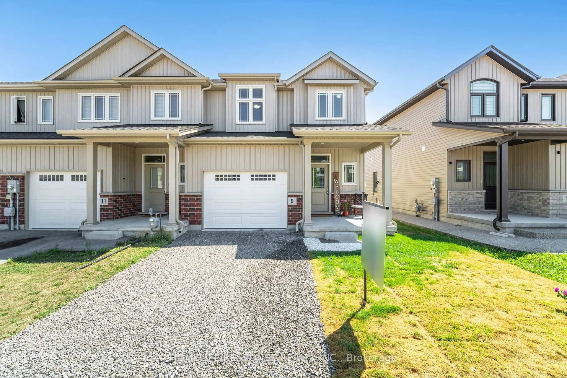 Photo 3 of 9 Bowman Crescent, Thorold, Hurricane/Merrittville — HOMEH