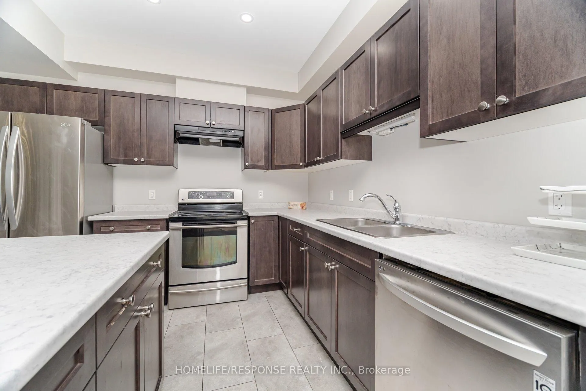 Photo 22 of 9 Bowman Crescent, Thorold, Hurricane/Merrittville — HOMEH