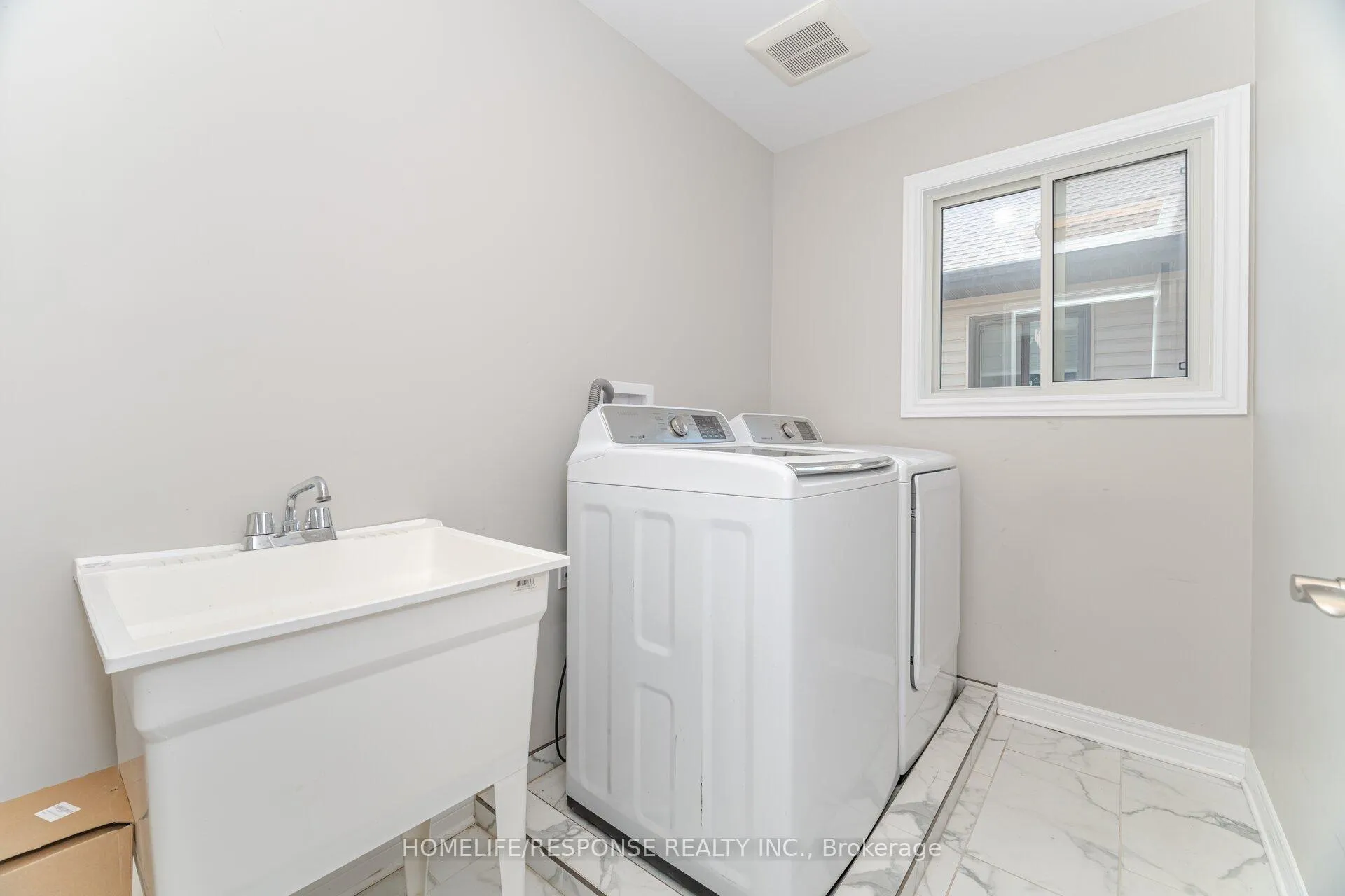 Photo 38 of 9 Bowman Crescent, Thorold, Hurricane/Merrittville — HOMEH