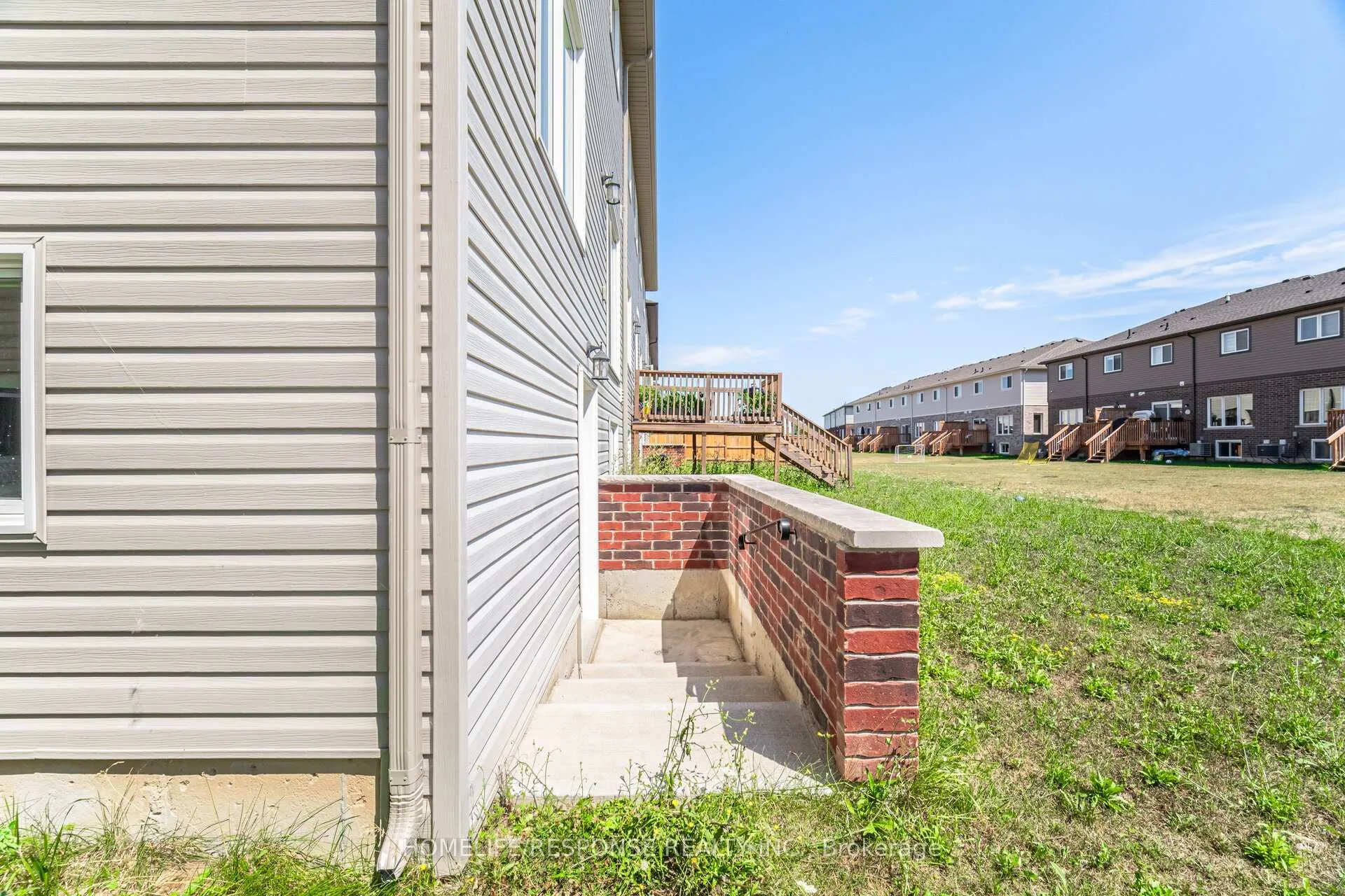 Photo 46 of 9 Bowman Crescent, Thorold, Hurricane/Merrittville — HOMEH