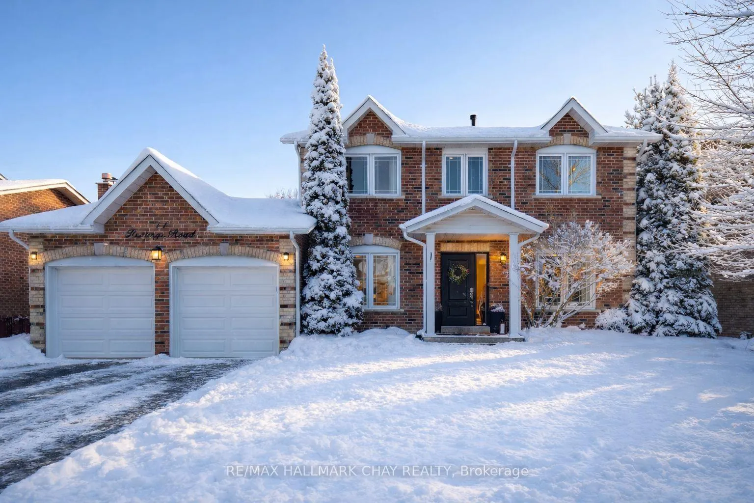 Photo 1 of 11 Heritage Road, Innisfil, Cookstown — HOMEH