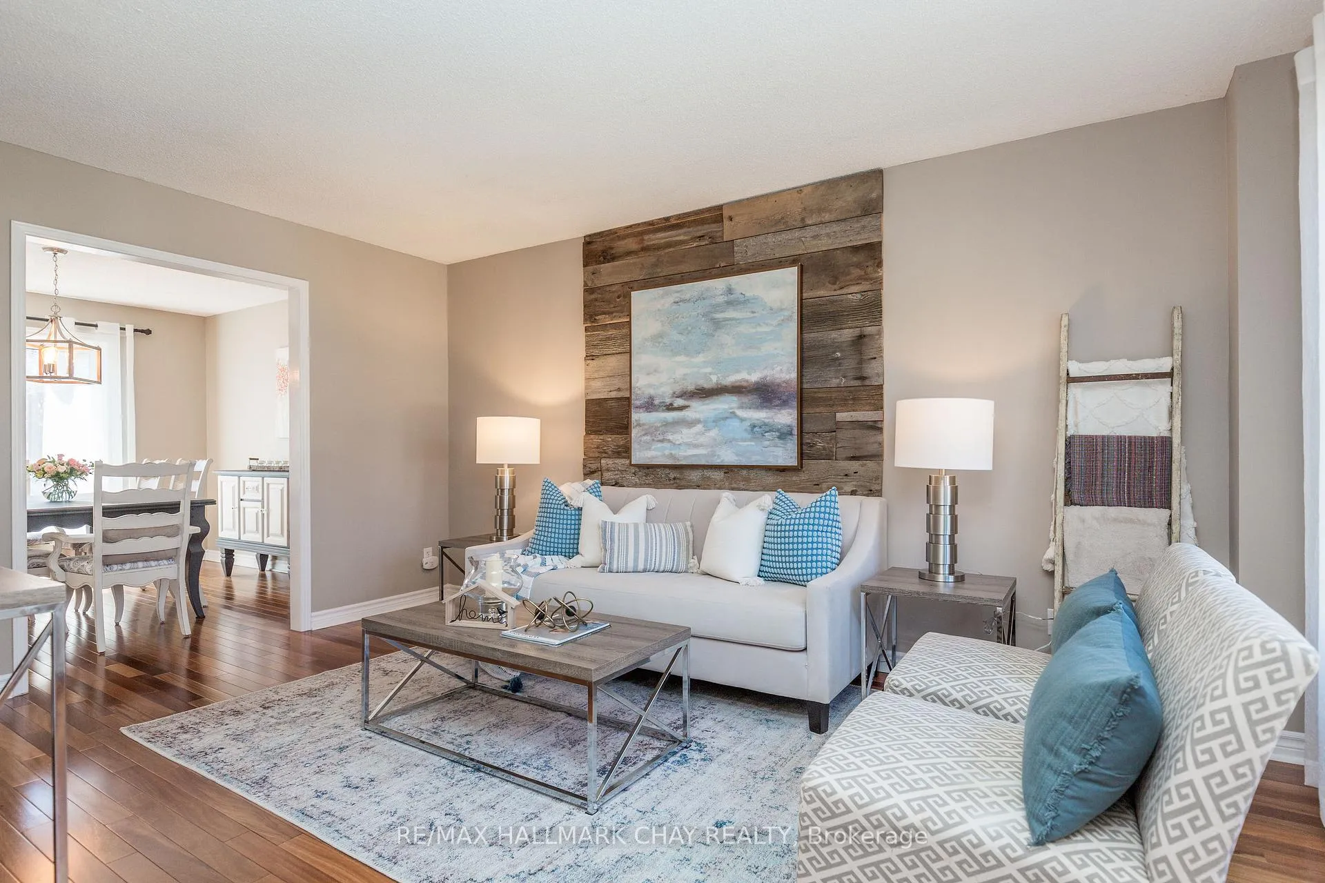Photo 2 of 11 Heritage Road, Innisfil, Cookstown — HOMEH