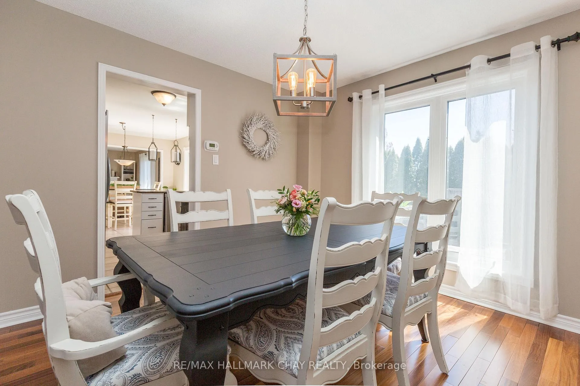 Photo 6 of 11 Heritage Road, Innisfil, Cookstown — HOMEH