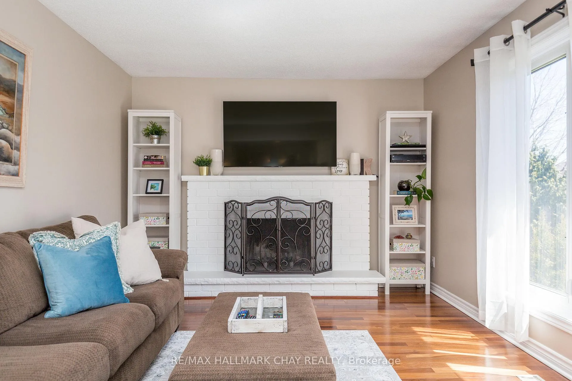 Photo 13 of 11 Heritage Road, Innisfil, Cookstown — HOMEH