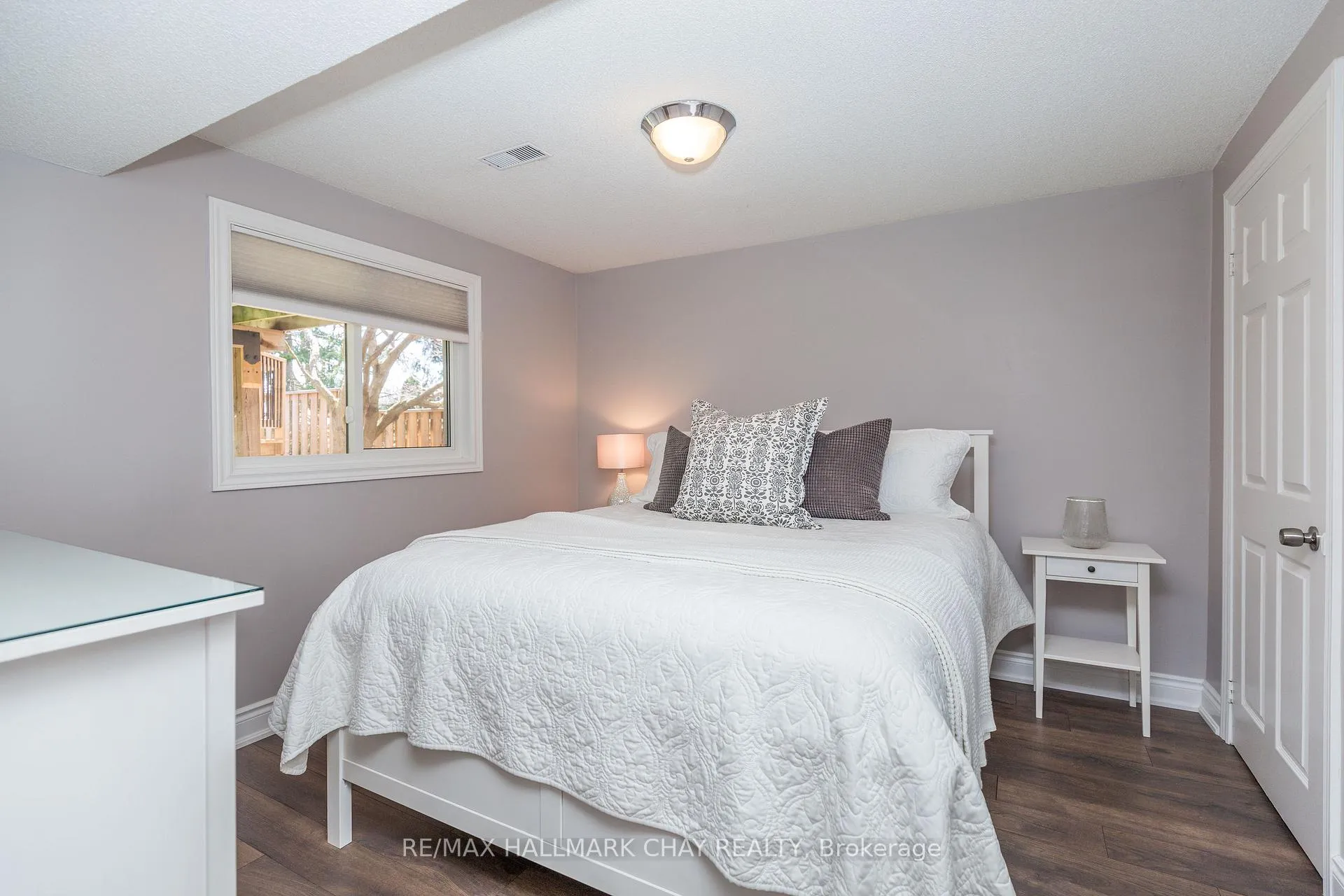 Photo 23 of 11 Heritage Road, Innisfil, Cookstown — HOMEH