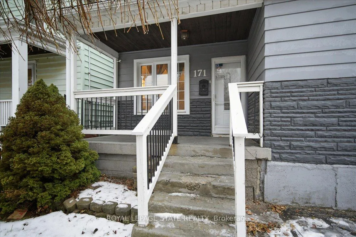 Photo 3 of 171 Paling Avenue, Hamilton, Homeside — HOMEH