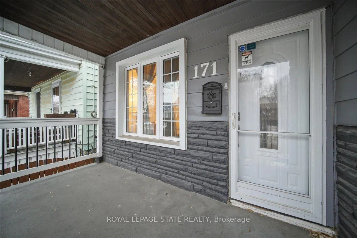 Photo 4 of 171 Paling Avenue, Hamilton, Homeside — HOMEH