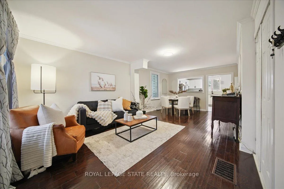 Photo 5 of 171 Paling Avenue, Hamilton, Homeside — HOMEH