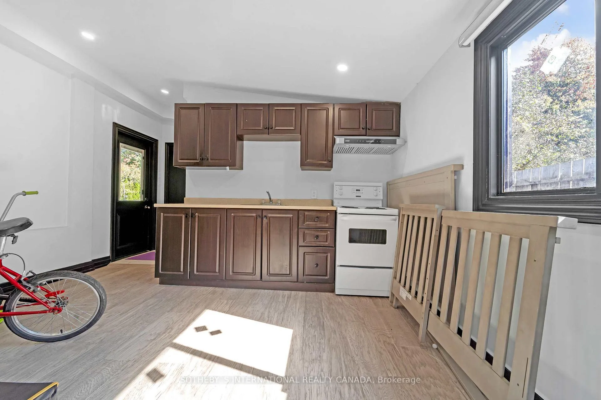 Photo 35 of 2071 Craig Road, Innisfil, Alcona — HOMEH