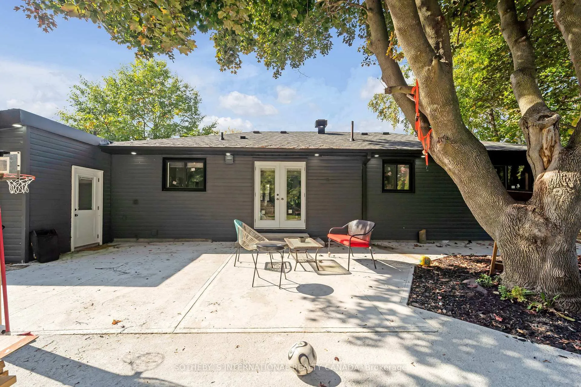 Photo 44 of 2071 Craig Road, Innisfil, Alcona — HOMEH