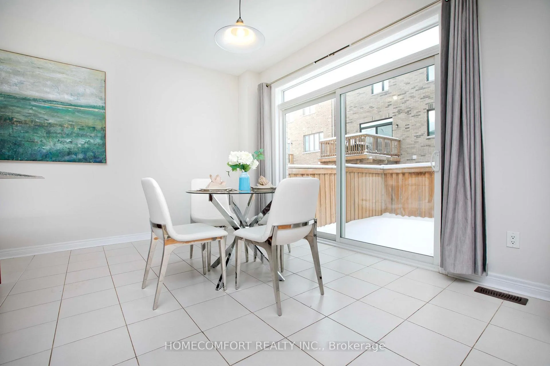 Photo 10 of 1158 Cactus Crescent, Pickering, Rural Pickering — HOMEH