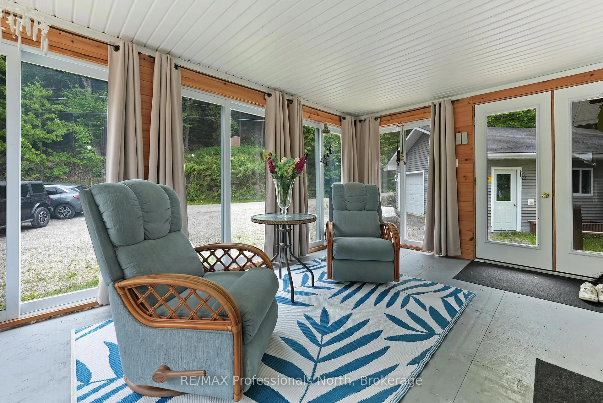 Photo 8 of 1093 Comak Crescent, Algonquin Highlands, Sherborne — HOMEH