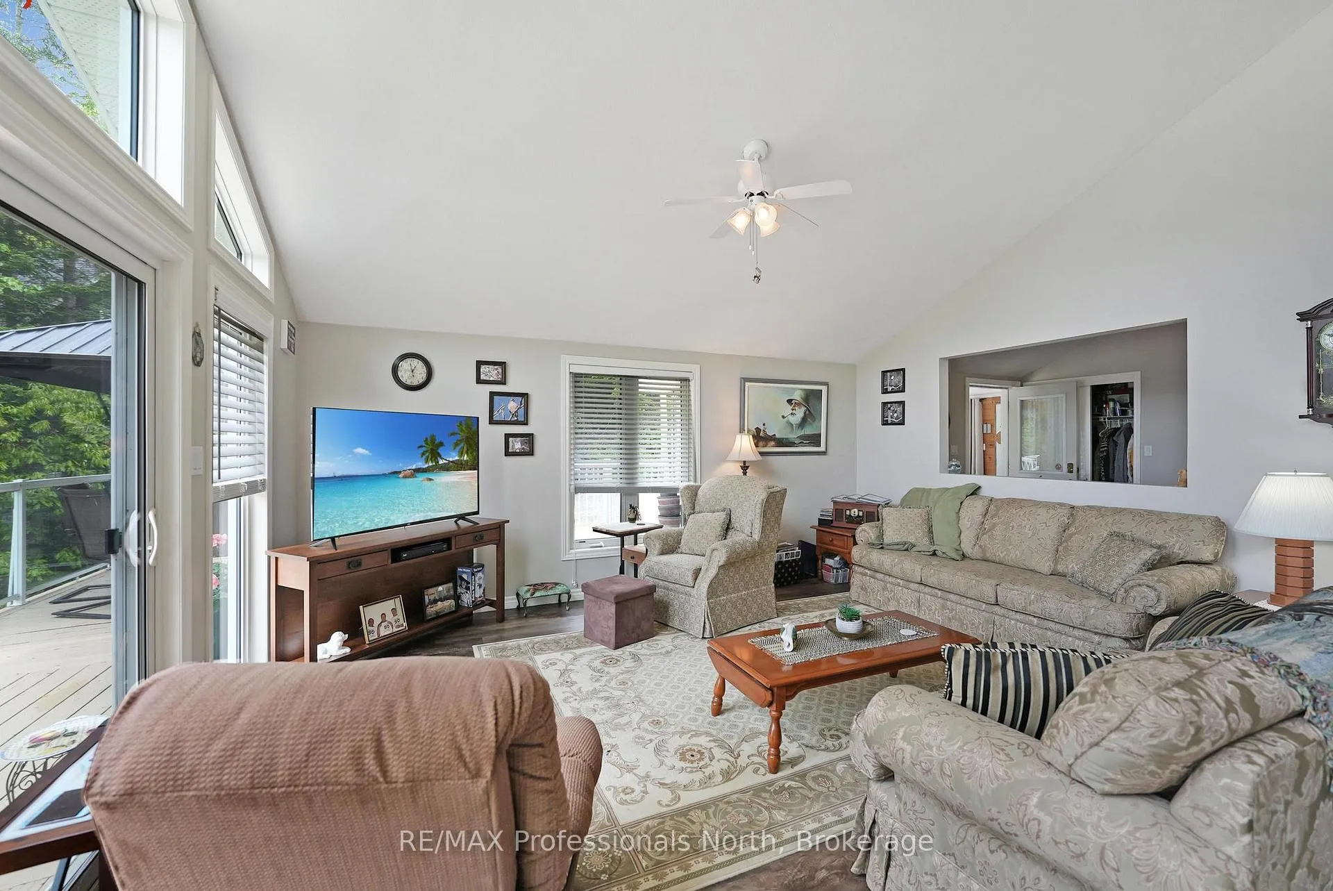 Photo 13 of 1093 Comak Crescent, Algonquin Highlands, Sherborne — HOMEH