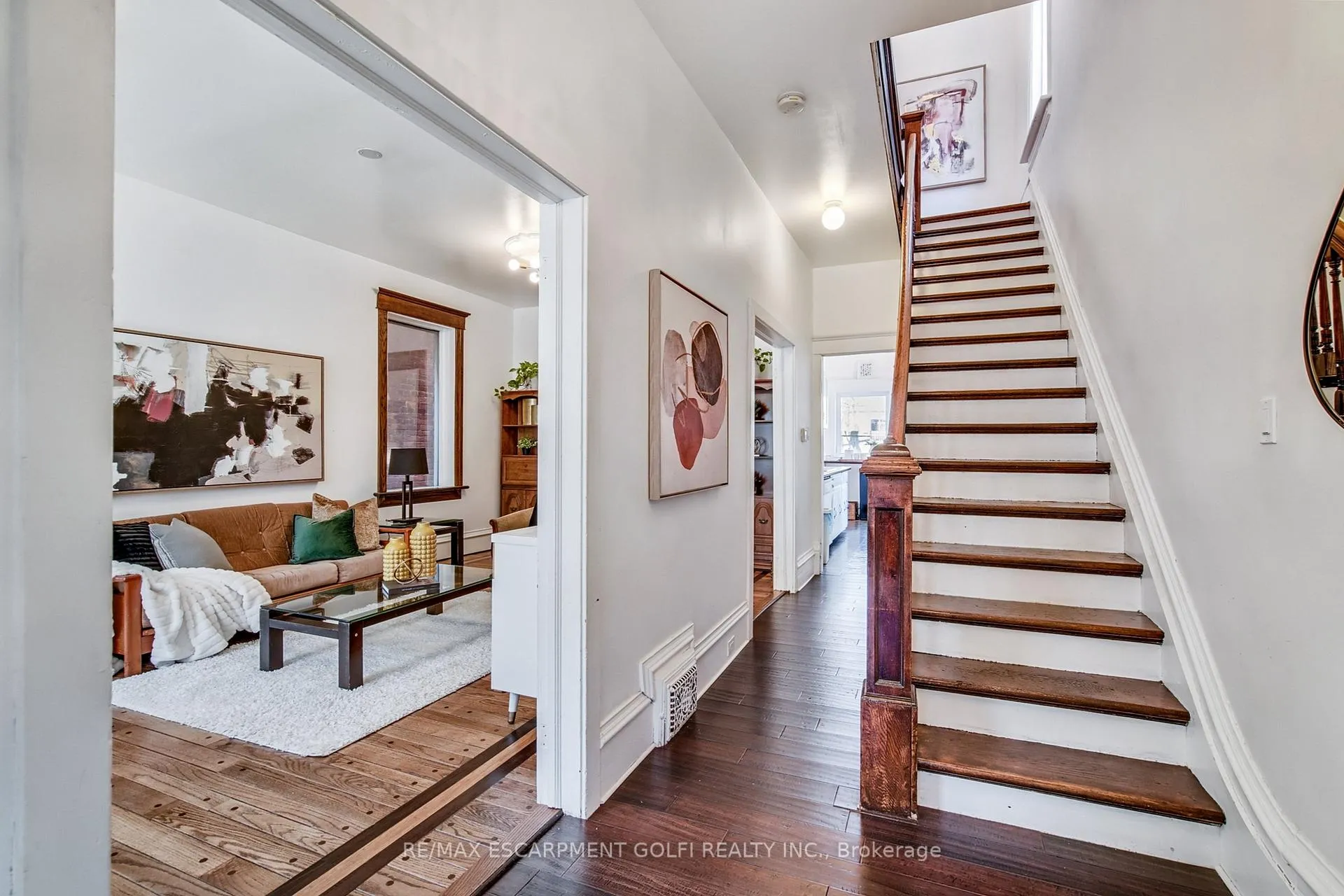 Photo 4 of 20 Locke Street S, Hamilton, Strathcona — HOMEH