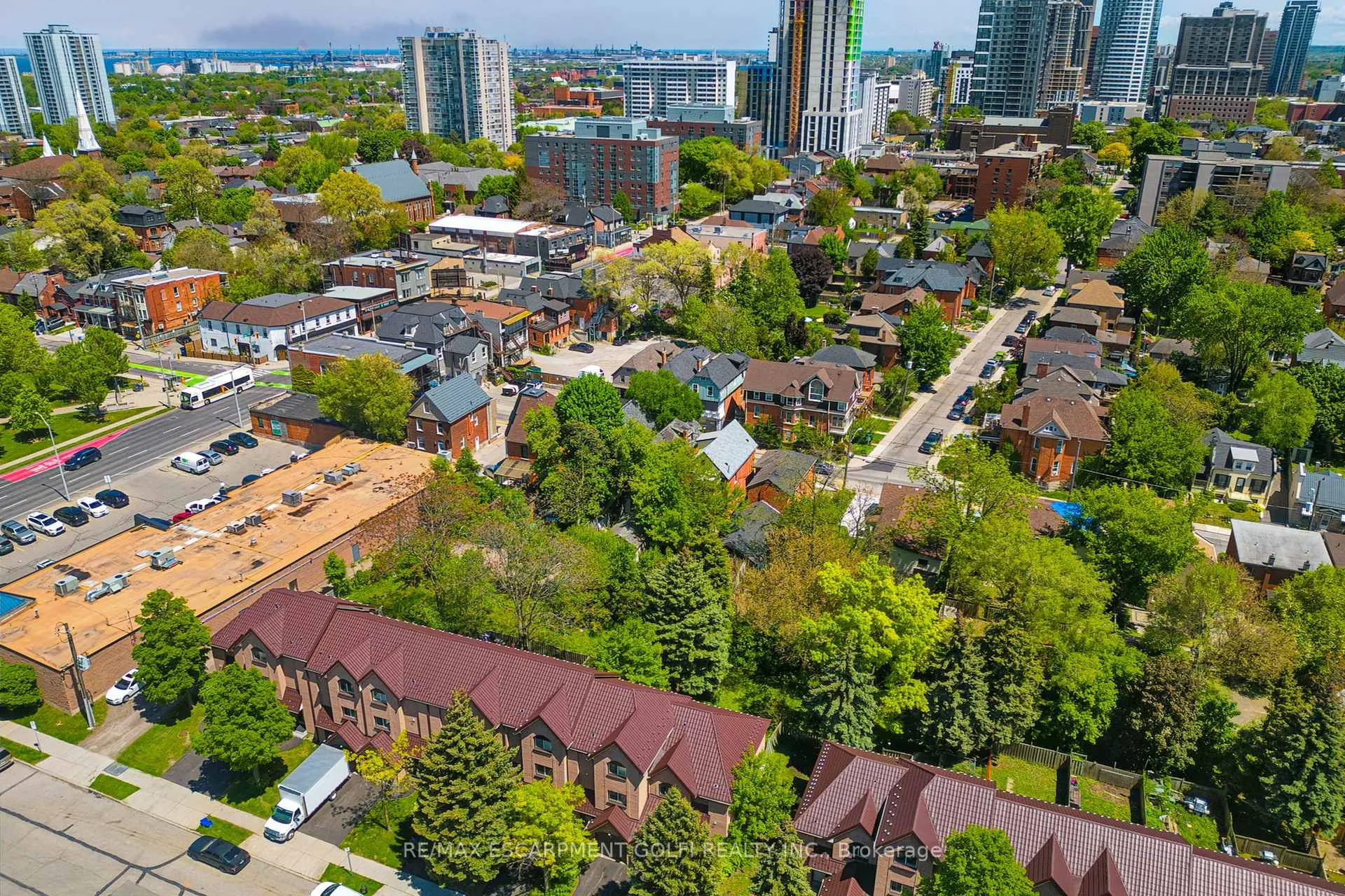 Photo 21 of 20 Locke Street S, Hamilton, Strathcona — HOMEH