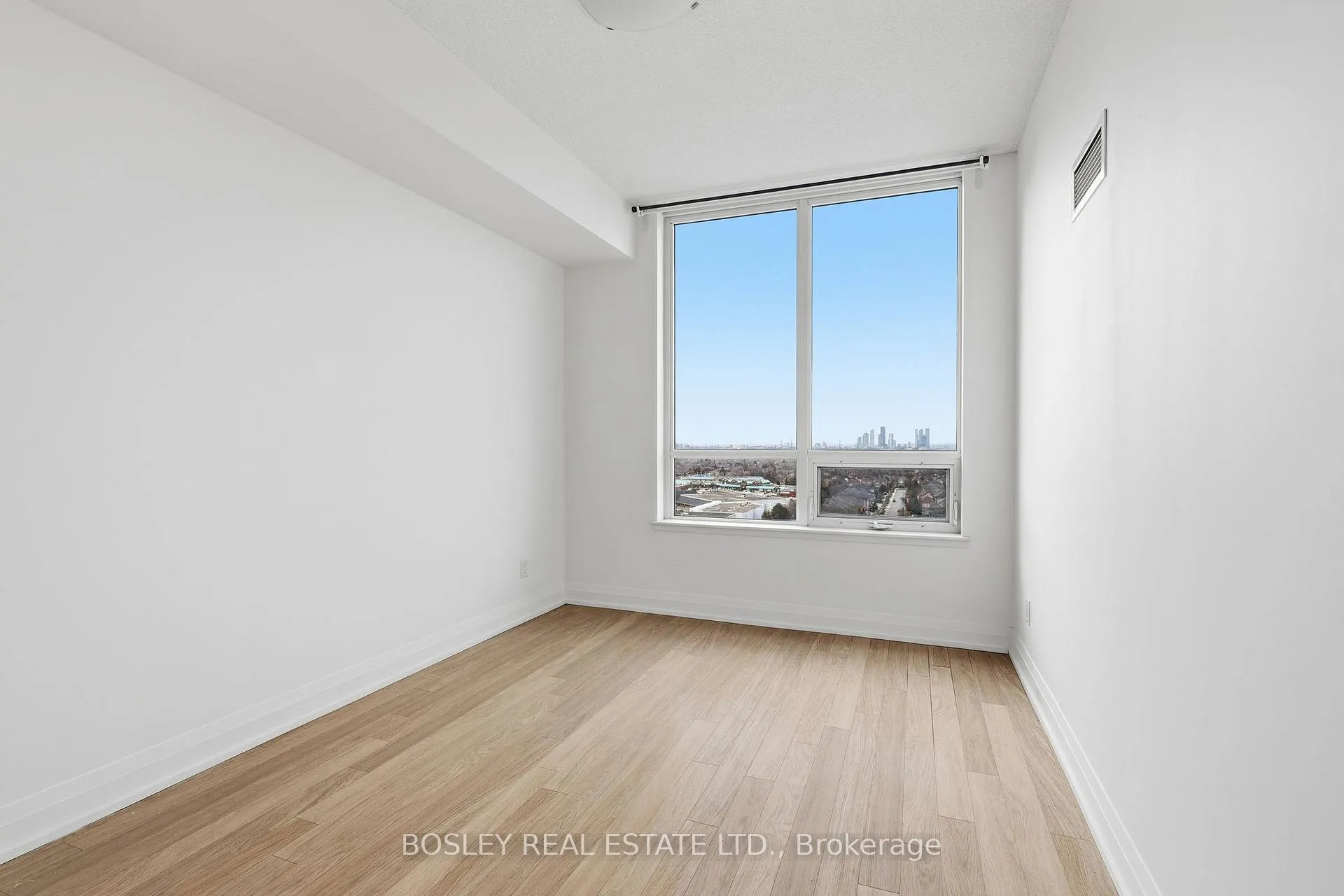 Photo 4 of Unit 1509, 75 North Park Road, Vaughan, Beverley Glen — HOMEH