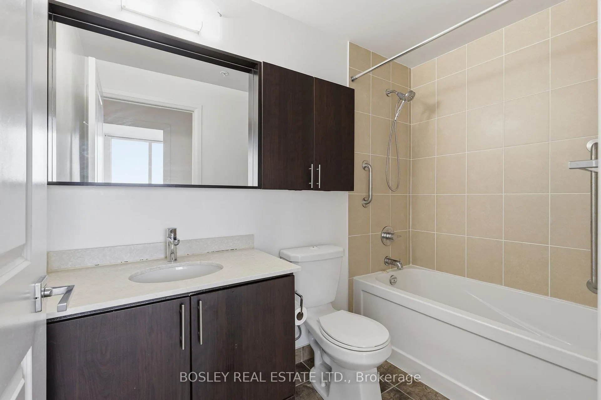 Photo 10 of Unit 1509, 75 North Park Road, Vaughan, Beverley Glen — HOMEH