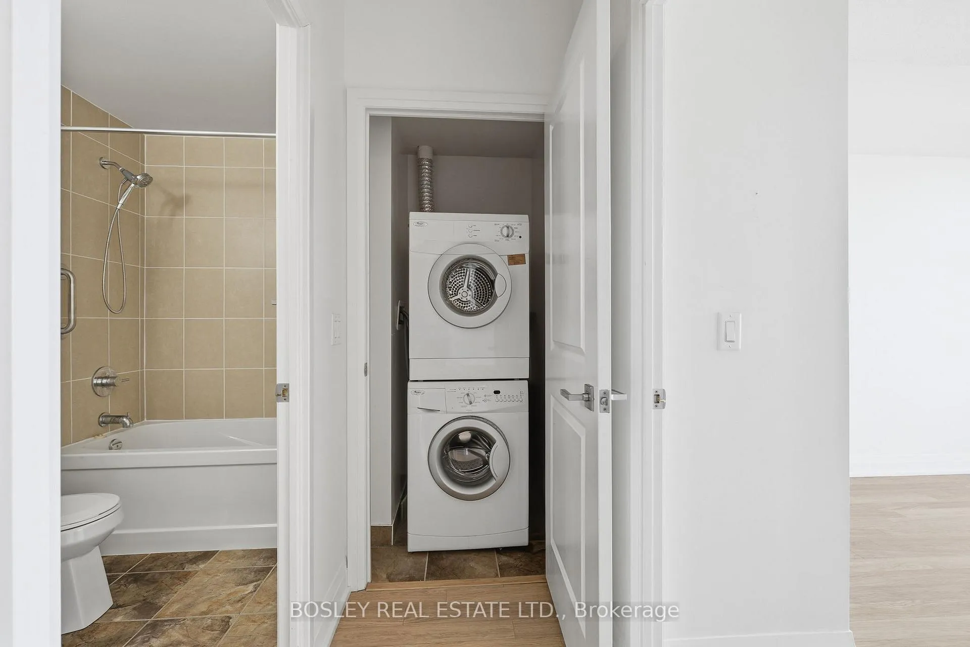 Photo 12 of Unit 1509, 75 North Park Road, Vaughan, Beverley Glen — HOMEH