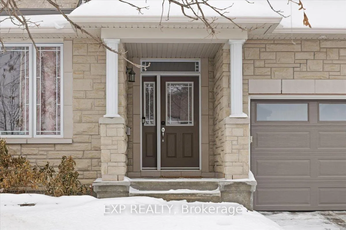 Photo 2 of 300 Grayburn Way, Ottawa, Barrhaven - Strandherd — HOMEH