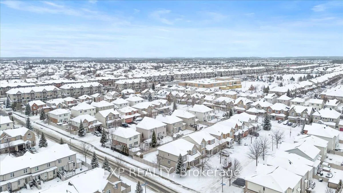 Photo 18 of 300 Grayburn Way, Ottawa, Barrhaven - Strandherd — HOMEH