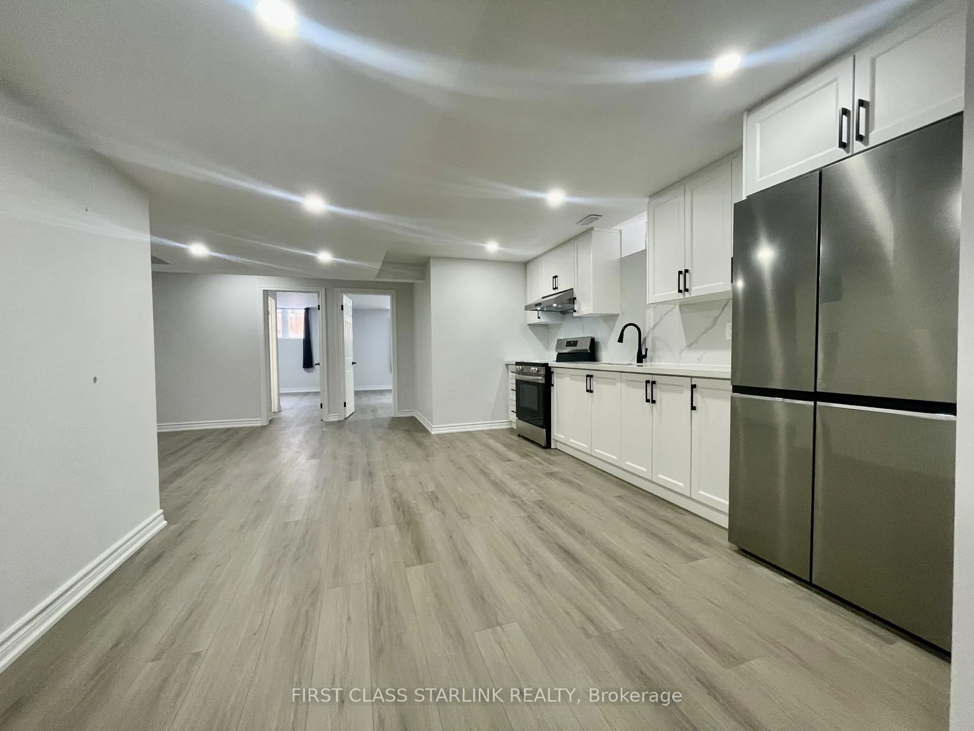 Photo 3 of Unit Bsmt, 15 Yarl Drive, Markham, Middlefield — HOMEH