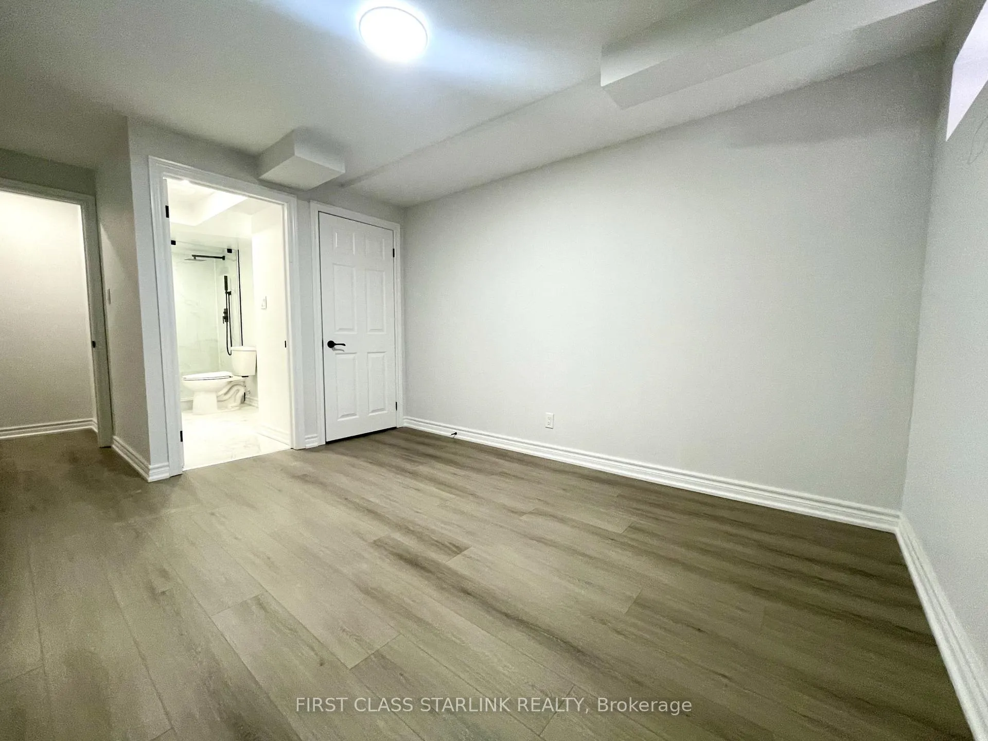 Photo 10 of Unit Bsmt, 15 Yarl Drive, Markham, Middlefield — HOMEH