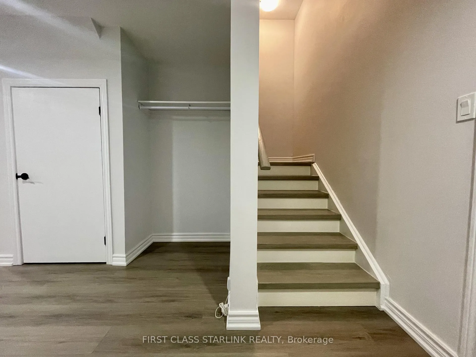 Photo 13 of Unit Bsmt, 15 Yarl Drive, Markham, Middlefield — HOMEH