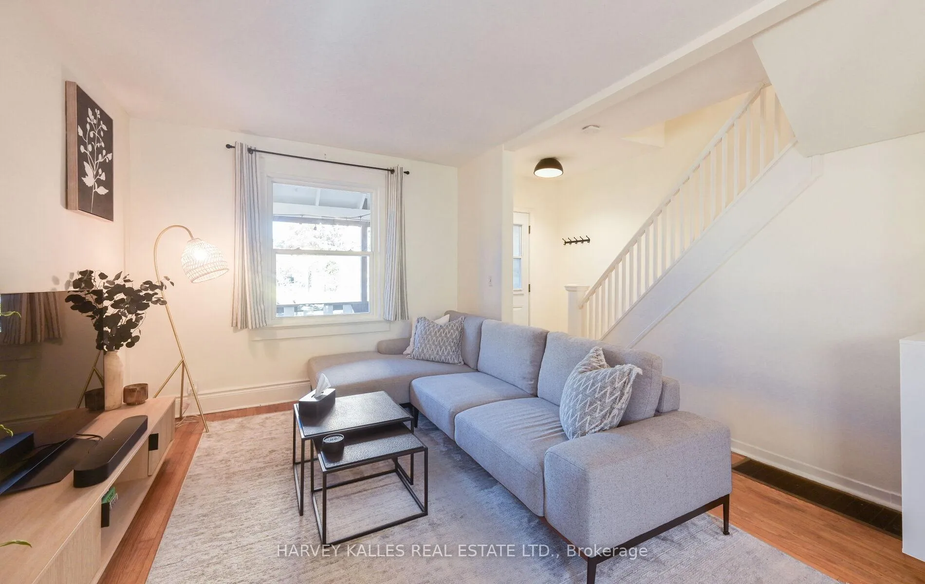 Photo 6 of 85 Montgomery Avenue, Toronto, Yonge-Eglinton — HOMEH