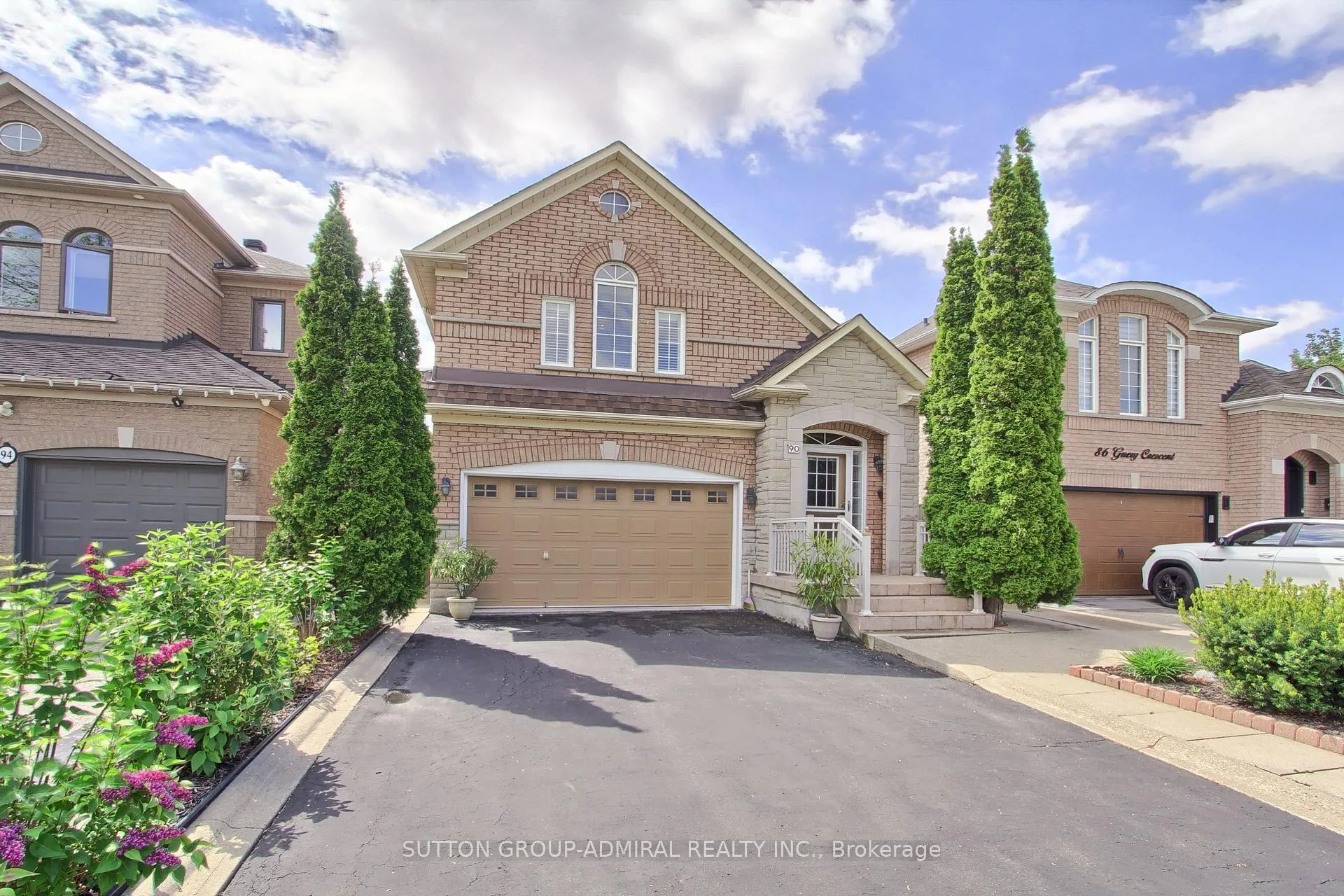 Photo 2 of 90 Guery Crescent, Vaughan, East Woodbridge — HOMEH