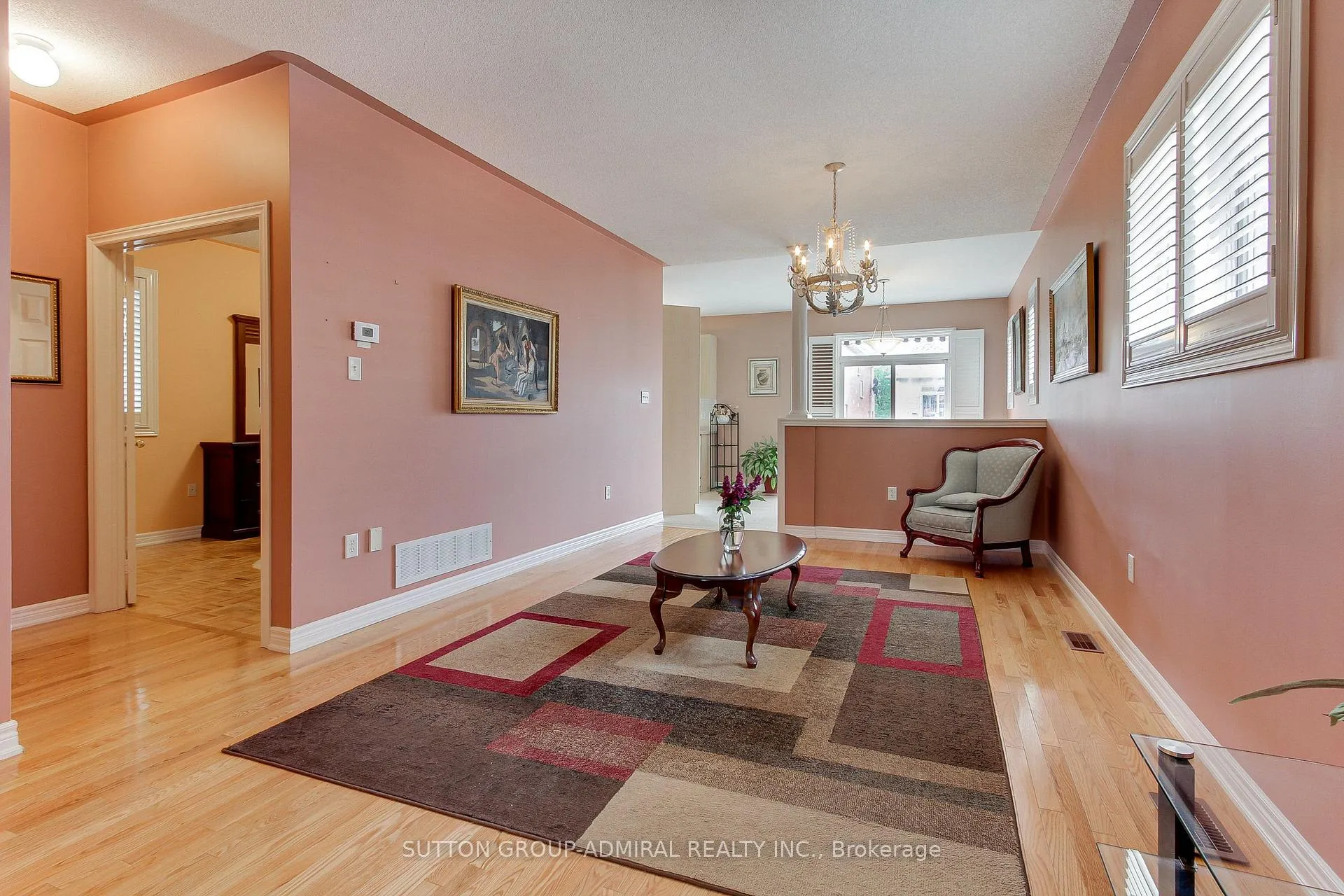 Photo 8 of 90 Guery Crescent, Vaughan, East Woodbridge — HOMEH