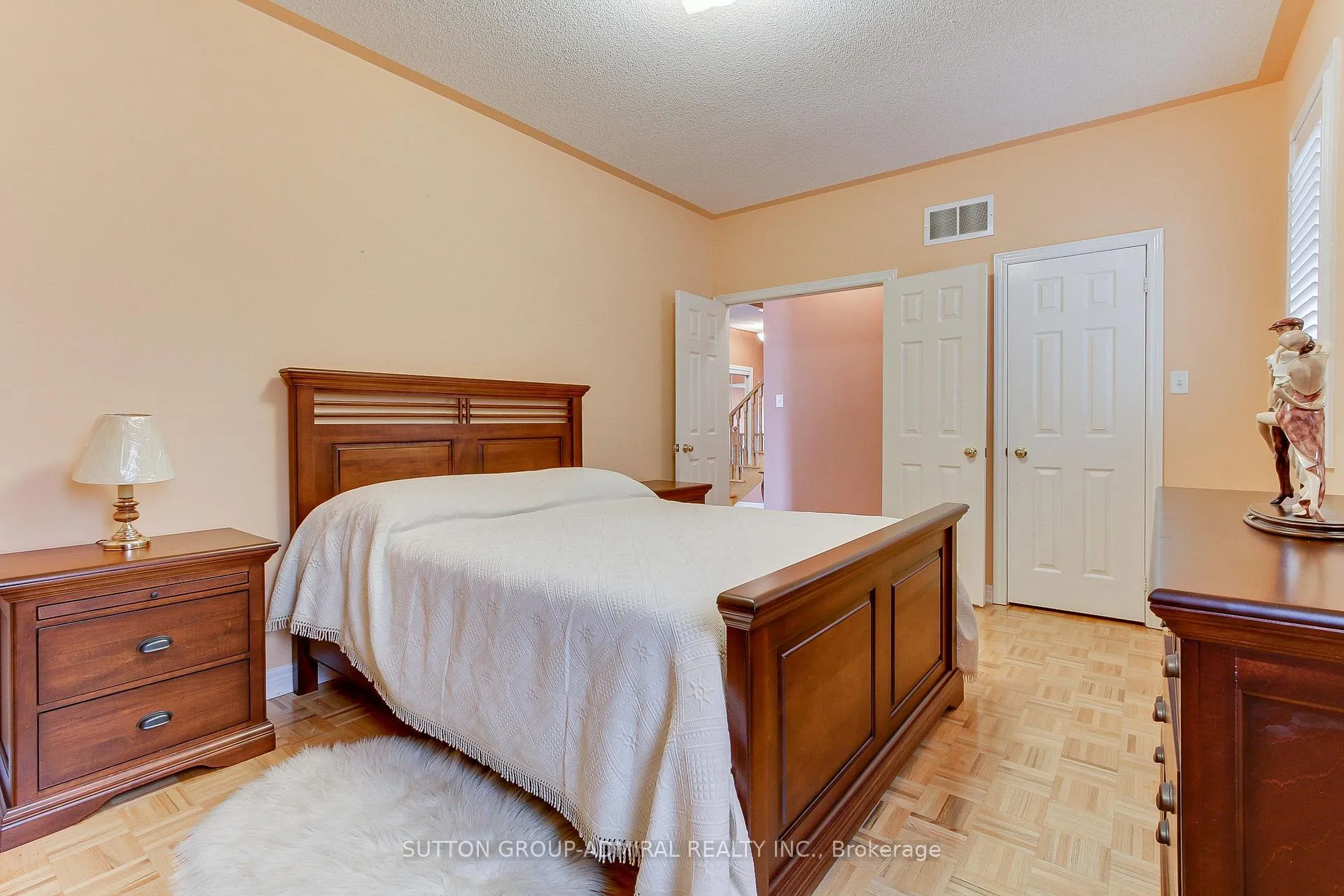 Photo 15 of 90 Guery Crescent, Vaughan, East Woodbridge — HOMEH