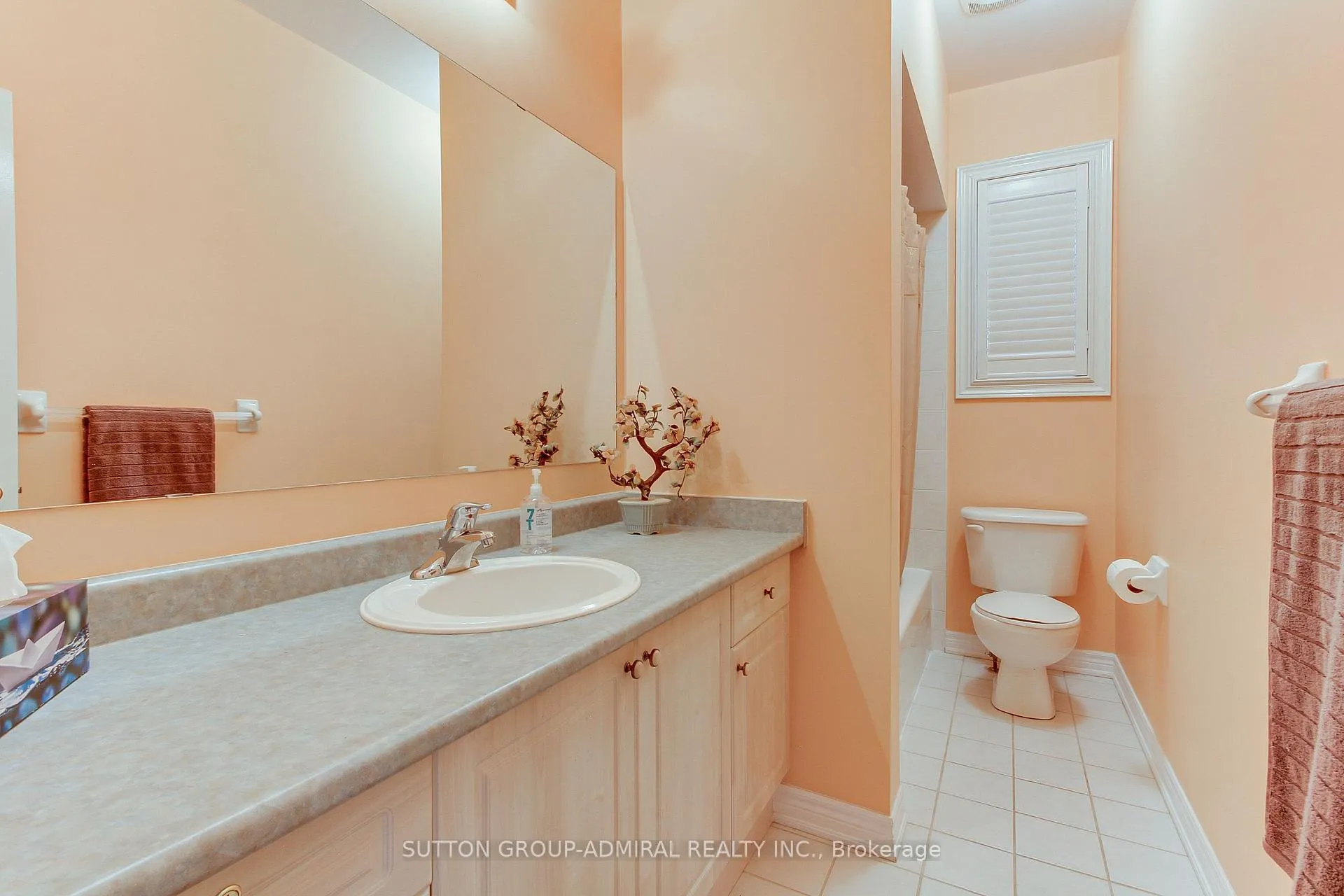 Photo 16 of 90 Guery Crescent, Vaughan, East Woodbridge — HOMEH