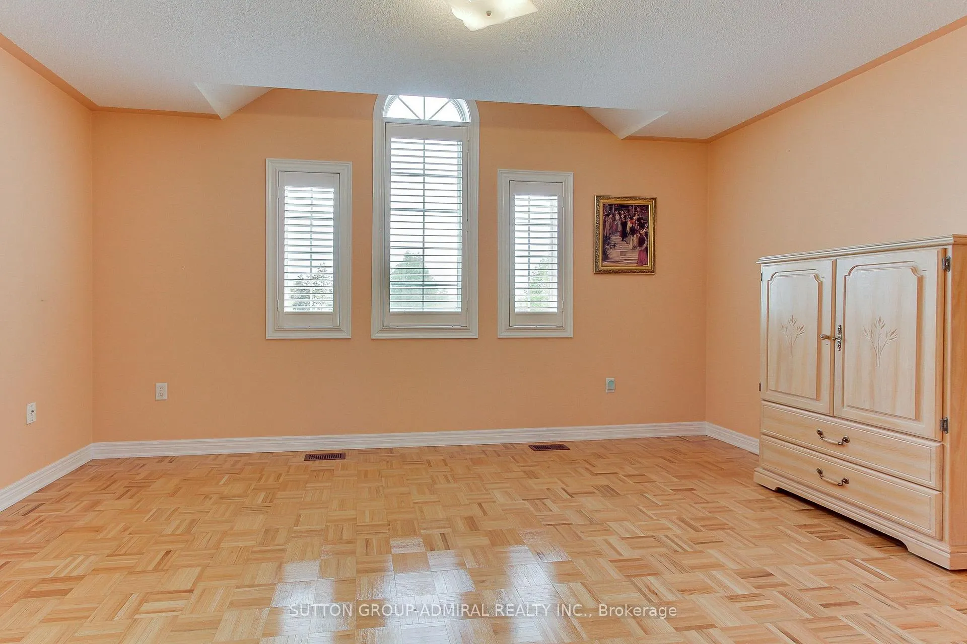 Photo 18 of 90 Guery Crescent, Vaughan, East Woodbridge — HOMEH