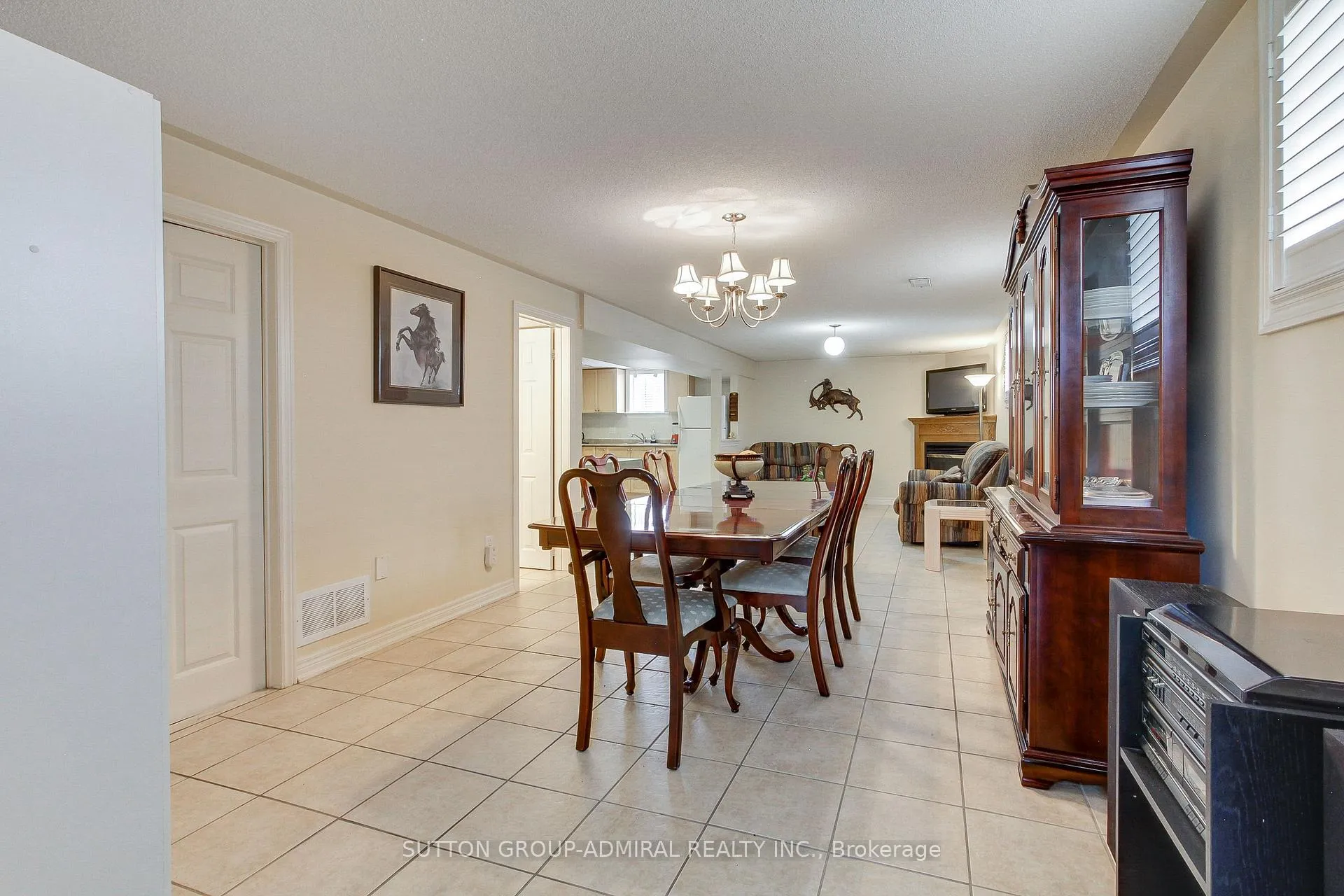 Photo 22 of 90 Guery Crescent, Vaughan, East Woodbridge — HOMEH