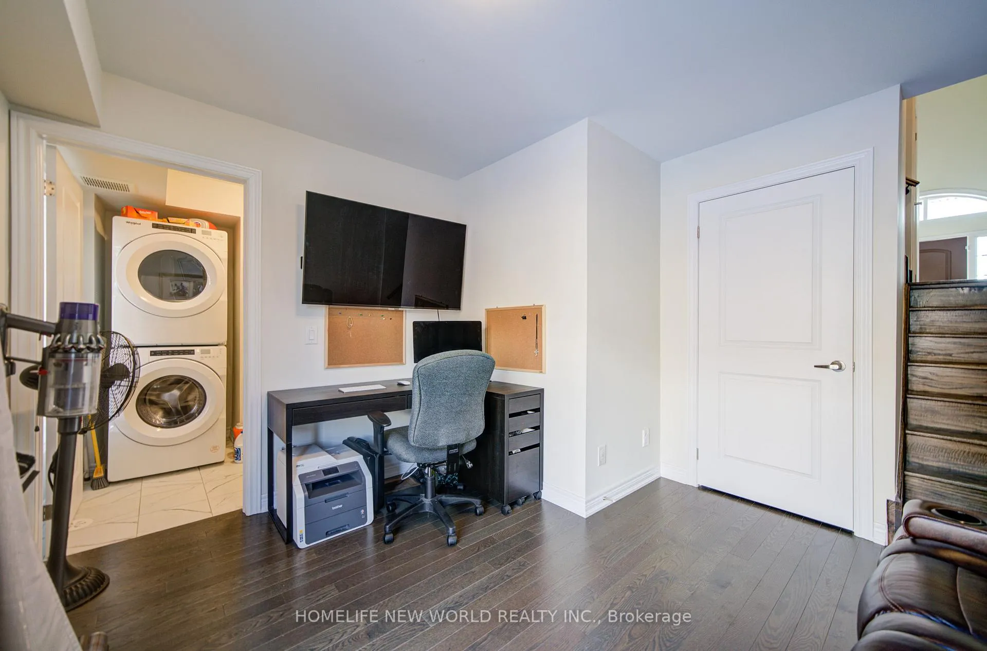 Photo 11 of 46 Elkington Crescent, Whitby, Rural Whitby — HOMEH