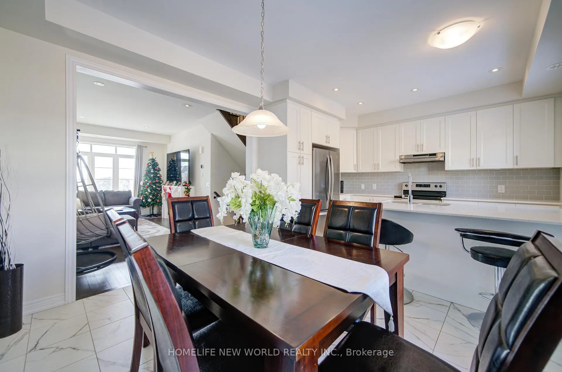 Photo 16 of 46 Elkington Crescent, Whitby, Rural Whitby — HOMEH