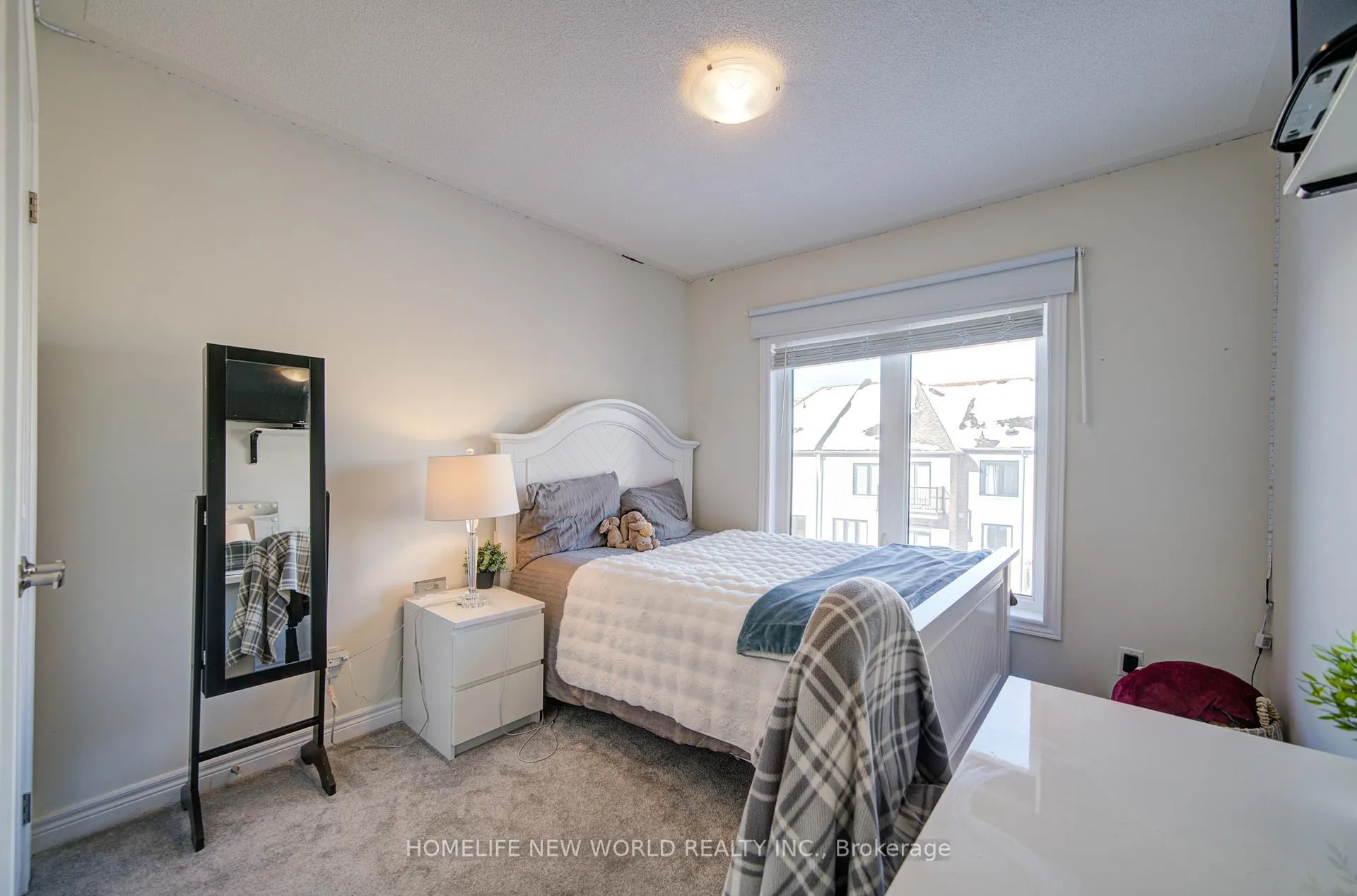 Photo 23 of 46 Elkington Crescent, Whitby, Rural Whitby — HOMEH