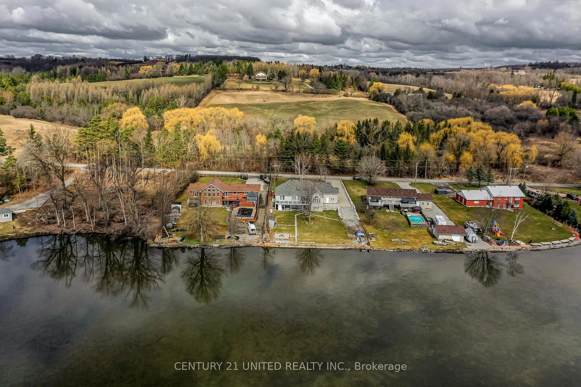 Photo 2 of 403 Hannah Road, Hamilton Township, Rural Hamilton — HOMEH