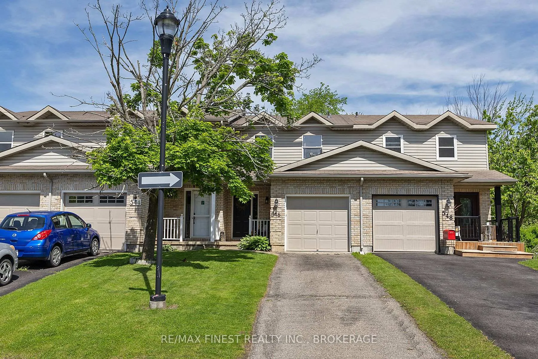 Photo 2 of 546 Garden Street, Gananoque — HOMEH