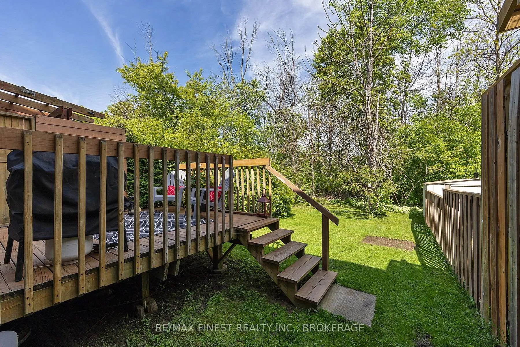 Photo 8 of 546 Garden Street, Gananoque — HOMEH