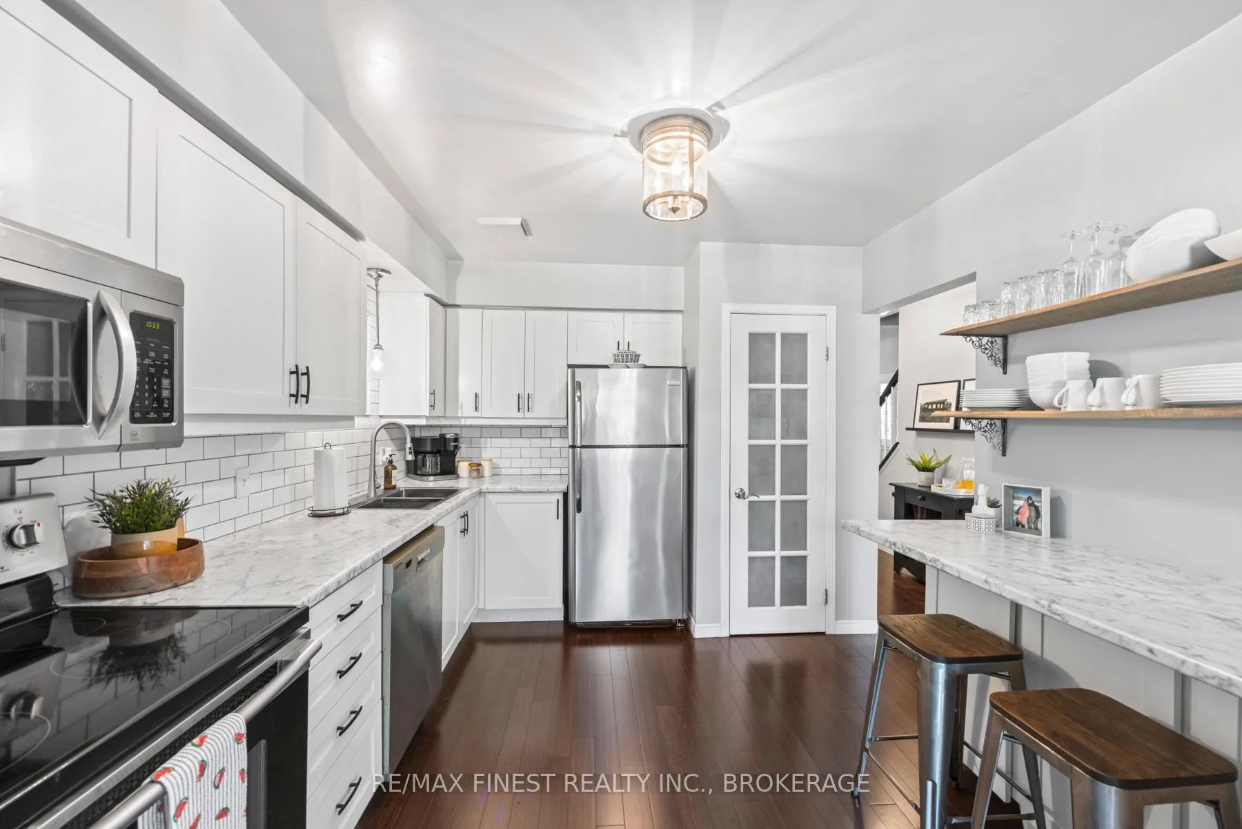 Photo 18 of 546 Garden Street, Gananoque — HOMEH