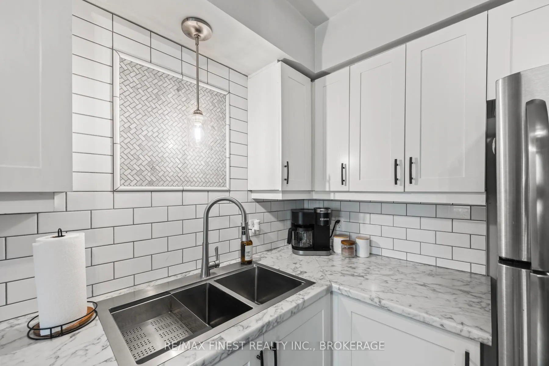 Photo 21 of 546 Garden Street, Gananoque — HOMEH