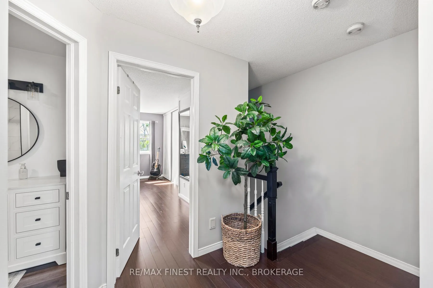 Photo 28 of 546 Garden Street, Gananoque — HOMEH