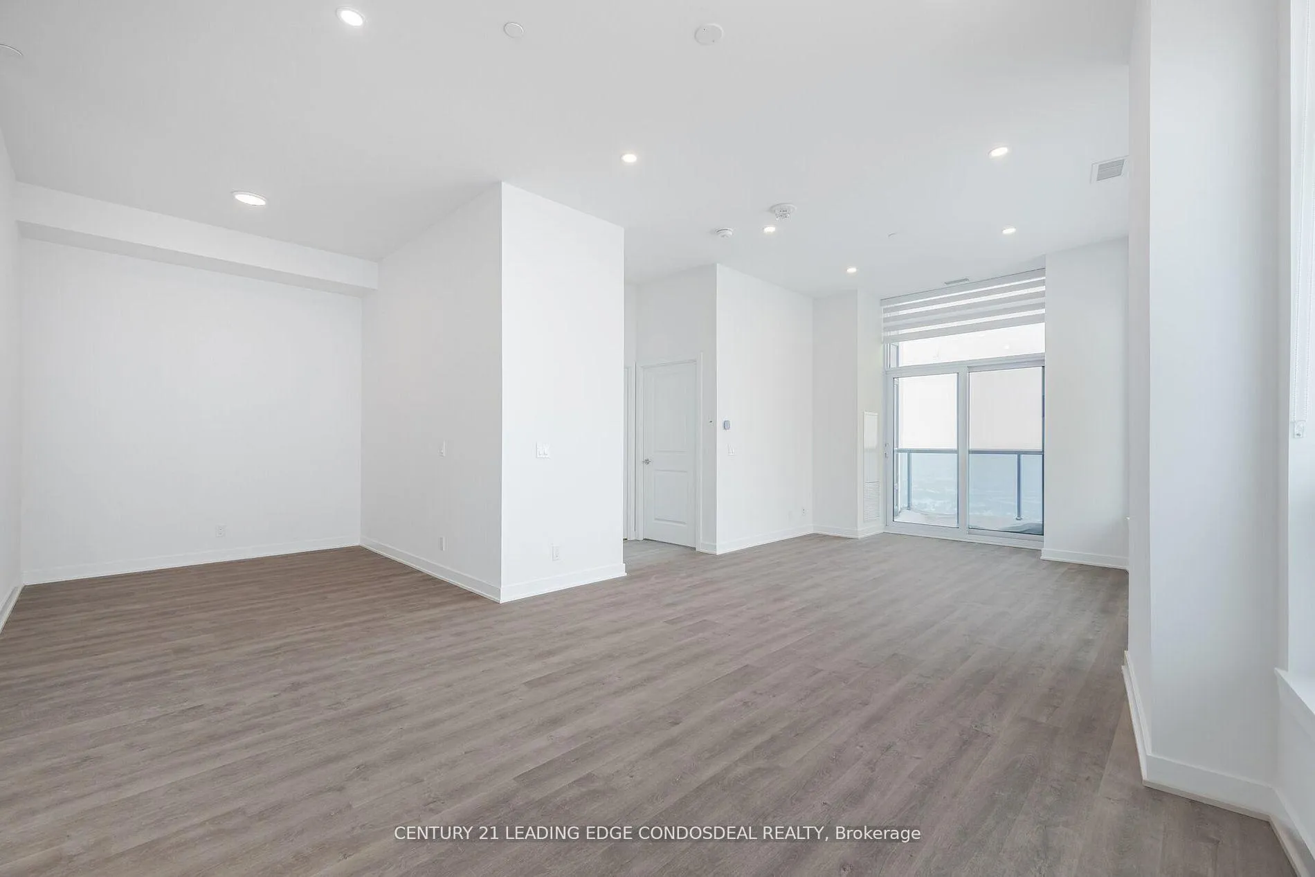 Photo 19 of Unit PH03, 30 Upper Mall Way, Vaughan, Brownridge — HOMEH