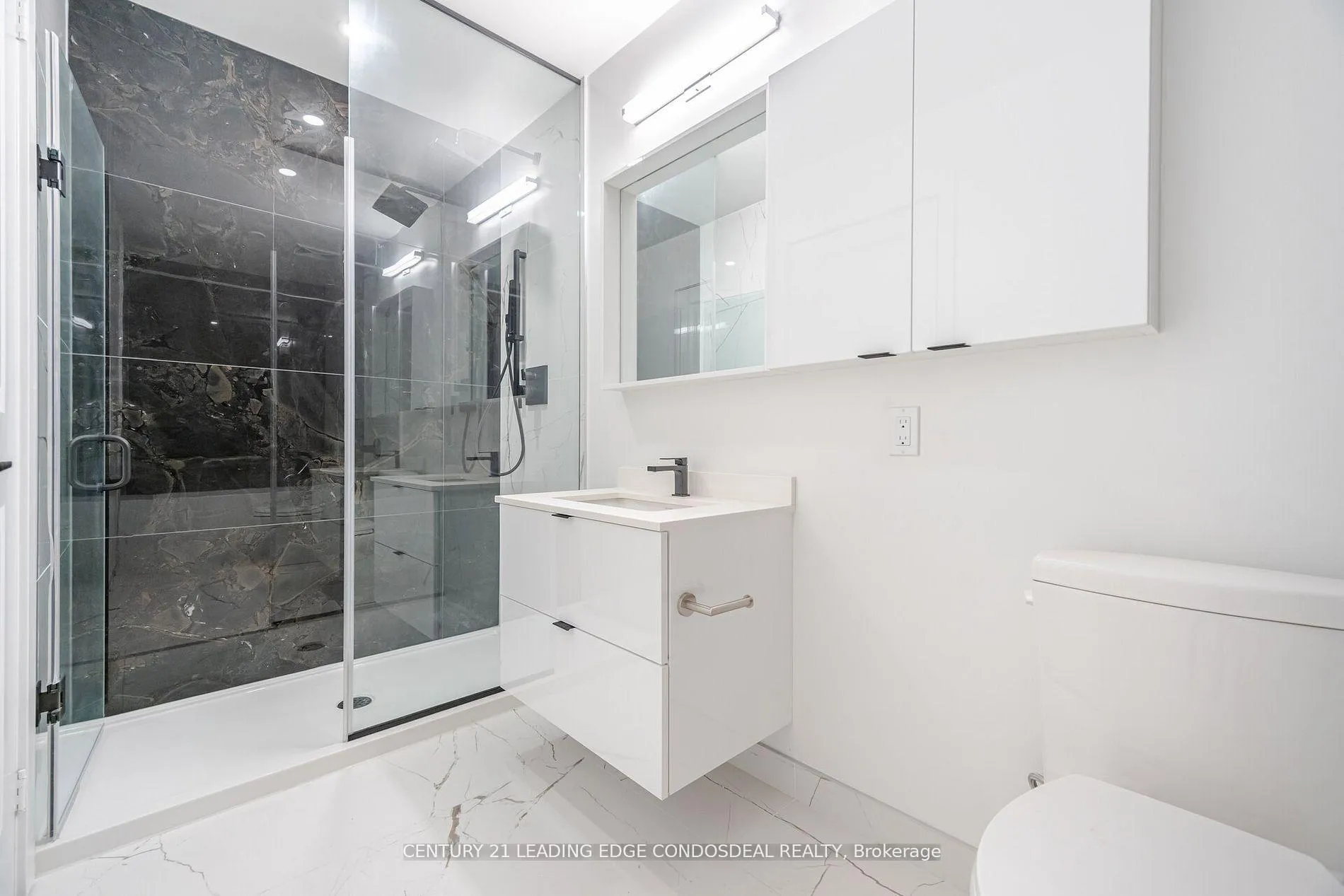 Photo 28 of Unit PH03, 30 Upper Mall Way, Vaughan, Brownridge — HOMEH