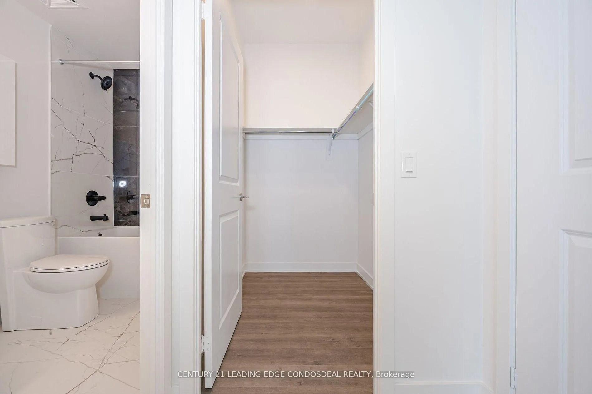 Photo 29 of Unit PH03, 30 Upper Mall Way, Vaughan, Brownridge — HOMEH